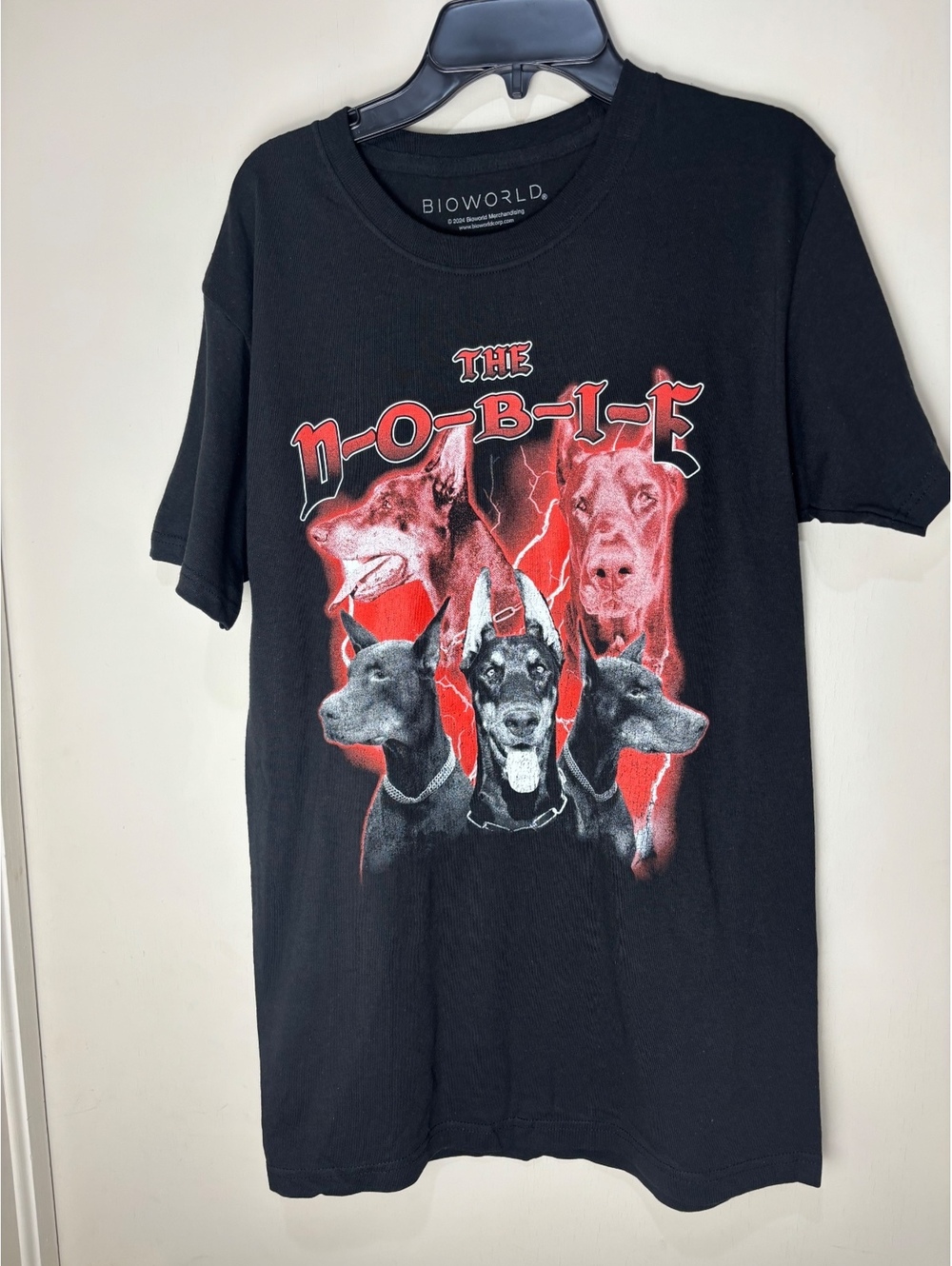 Doberman Pinscher The Dobie Graphic T Shirt Small NWOT Bioworld Black Dog